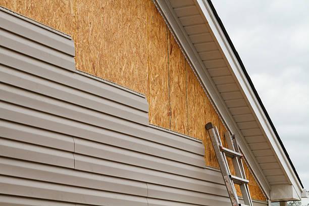 24/7 Emergency Storm Damage Siding Repair experts in Radiant, VA